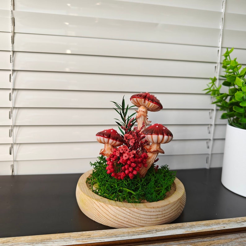 Red Mushroom Lamp with Dried Flower Decoration Lucky Gift - Image 5