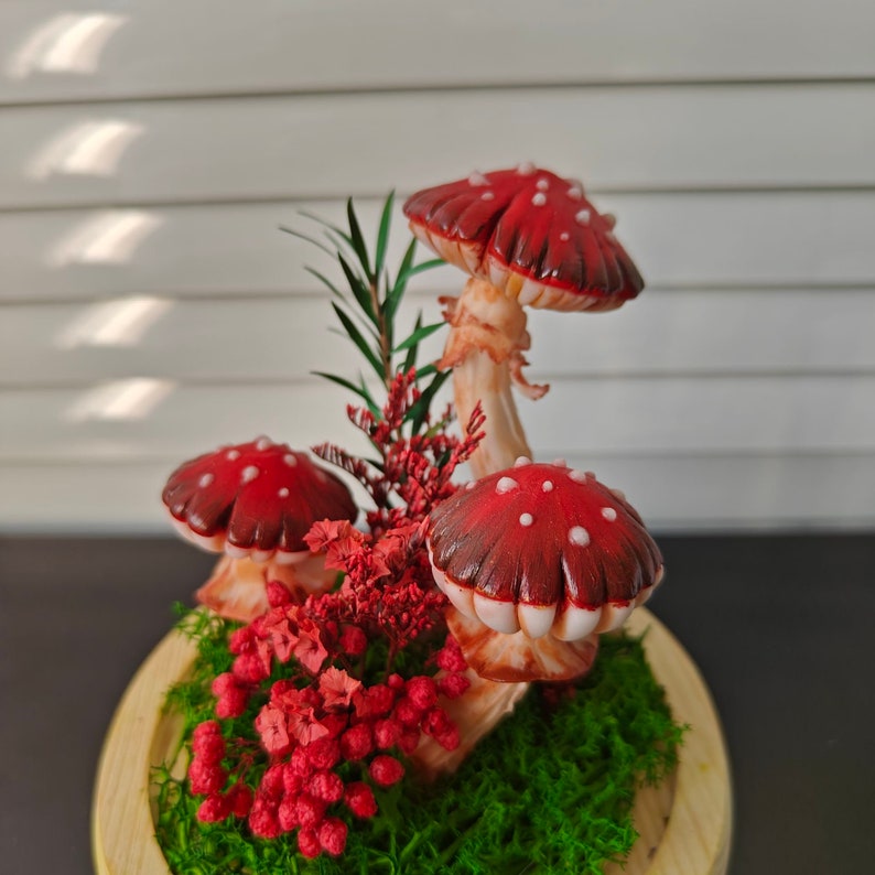 Red Mushroom Lamp with Dried Flower Decoration Lucky Gift - Image 7